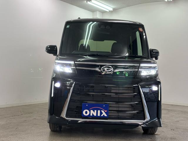 タント カスタムＸ　届出済未使用車　衝突被害軽減システム　スマートキー　ＬＥＤランプ　ＬＥＤフォグランプ　電動パーキングブレーキ　運転席助手席シートヒータ　ミラクルオープンドア　両側電動スライドドア　アルミホイール（16枚目）