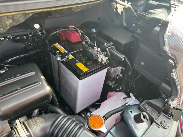 タント カスタムＸ　届出済未使用車　衝突被害軽減システム　スマートキー　ＬＥＤランプ　ＬＥＤフォグランプ　電動パーキングブレーキ　運転席助手席シートヒータ　ミラクルオープンドア　両側電動スライドドア　アルミホイール（22枚目）