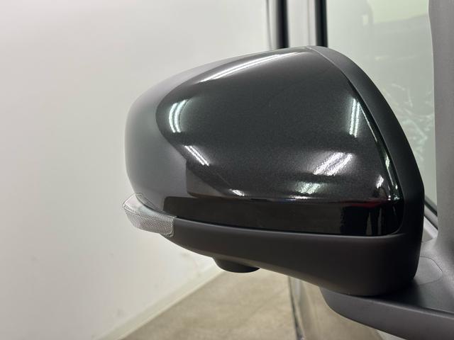 タント カスタムＸ　届出済未使用車　衝突被害軽減システム　スマートキー　ＬＥＤランプ　ＬＥＤフォグランプ　電動パーキングブレーキ　運転席助手席シートヒータ　ミラクルオープンドア　両側電動スライドドア　アルミホイール（28枚目）