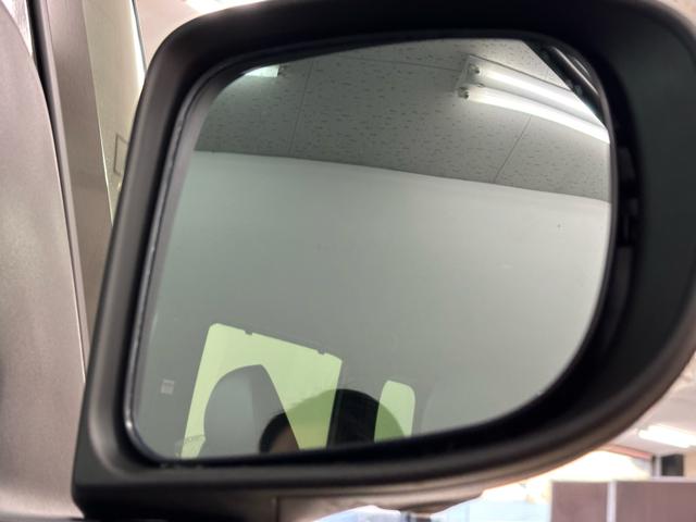 タント カスタムＸ　届出済未使用車　衝突被害軽減システム　スマートキー　ＬＥＤランプ　ＬＥＤフォグランプ　電動パーキングブレーキ　運転席助手席シートヒータ　ミラクルオープンドア　両側電動スライドドア　アルミホイール（29枚目）