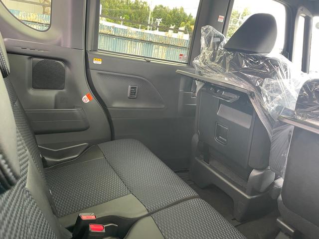 タント カスタムＸ　届出済未使用車　衝突被害軽減システム　スマートキー　ＬＥＤランプ　ＬＥＤフォグランプ　電動パーキングブレーキ　運転席助手席シートヒータ　ミラクルオープンドア　両側電動スライドドア　アルミホイール（36枚目）