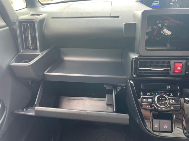 タント カスタムＸ　届出済未使用車　衝突被害軽減システム　スマートキー　ＬＥＤランプ　ＬＥＤフォグランプ　電動パーキングブレーキ　運転席助手席シートヒータ　ミラクルオープンドア　両側電動スライドドア　アルミホイール（62枚目）