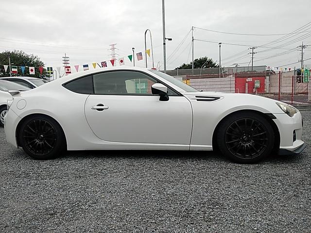 BRZ S 6MT KW車高調 HKSオイルクーラー Weds17インチアルミ デフィADVANCE FDメーター STIスポイラー モモステアリング トルセンLSD ナビ フルセグTV ETC(4枚目)