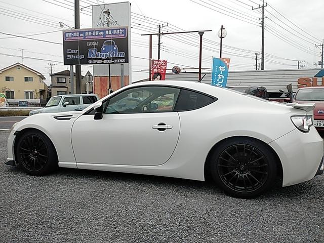 BRZ S 6MT KW車高調 HKSオイルクーラー Weds17インチアルミ デフィADVANCE FDメーター STIスポイラー モモステアリング トルセンLSD ナビ フルセグTV ETC(8枚目)