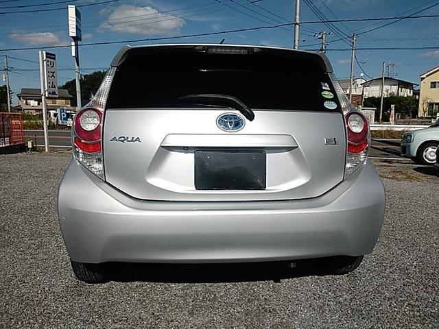 アクア S 純正ナビ TV バックカメラ LEDヘッドライト フォグランプ ヘッドライトウォッシャー ETC スマートキー プッシュスタート(6枚目)