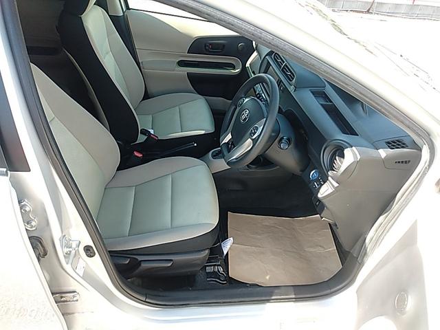 アクア S 純正ナビ TV バックカメラ LEDヘッドライト フォグランプ ヘッドライトウォッシャー ETC スマートキー プッシュスタート(9枚目)