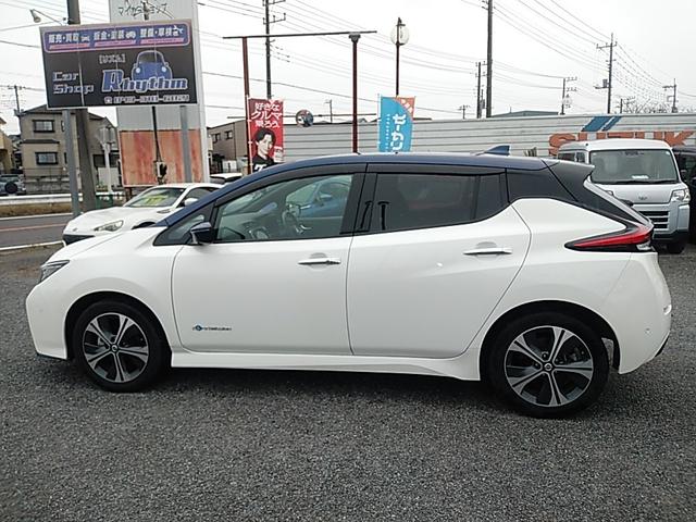 リーフ e+ G 9インチナビ フルセグTV プロパイロット プロパイロットパーキング 黒革シート シートヒーター ステアリングヒータ- 全方向モニター 前後ドラレコ デジタルインナーミラー ETC2.0 BOSE(8枚目)