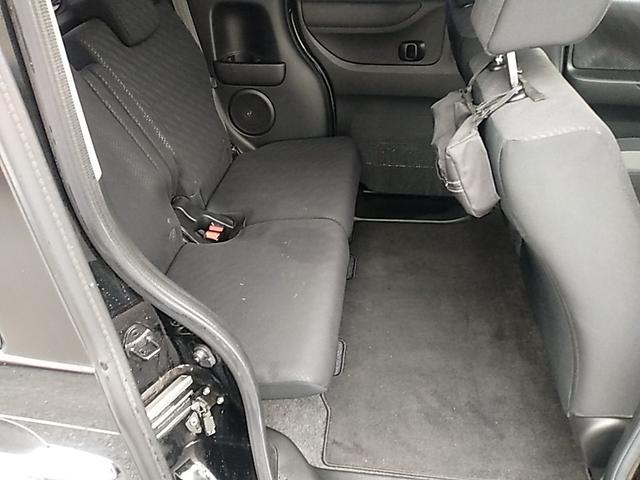 Ｎ－ＢＯＸカスタム Ｇ・Ｌパッケージ　両側パワースライドドア　ナビ　フルセグＴＶ　バックカメラ　ＥＴＣ　１５インチアルミホイール　横滑り防止装置　ドアバイザー　ＨＩＤヘッドライト　タイミングチェーン　スマートキー　プッシュスタート　フォグ（10枚目）