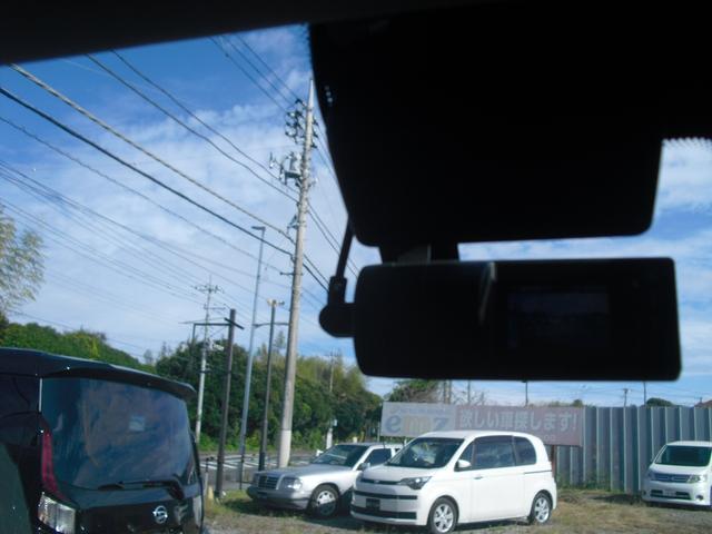 Ｑ２ ３０ＴＦＳＩスポーツ　限定車　＃Ｔｏｋｙｏ　ｂｌａｃｋ　ｓｔｙｌｉｎｇ　ｌｉｍｉｔｅｄ　ブラックスタイリングＰＫＧ　バーチャルコックピット　専用純正１９インチＡＷ　アシスタンスＰＫＧ　オートマチックテールゲート（12枚目）