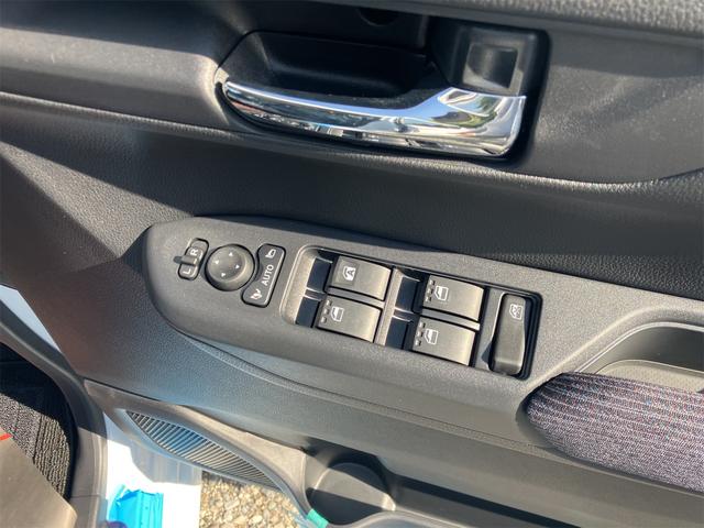 ムーヴ RS 届出済未使用車・両側電動スライドドア・ホールド機能付き電動パーキングブレーキ・LEDヘッドライト・バックカメラ・オーディオレス・USB端子・スマートキー・衝突軽減システム・クリアランスソナー(18枚目)