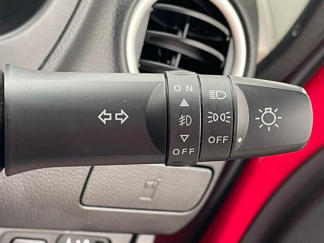 ハイウェイスター Vセレクション+セーフティ ナビTV Bluetooth Bカメラ 全周囲 iストップ スマートキー プッシュスタート ETC 14AW HID オートAC バイザー PVガラス ベンチシート ABS イモビライザー 整備保証付(37枚目)