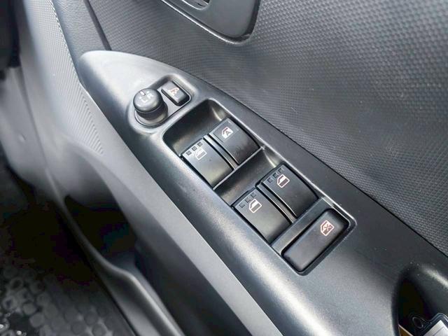 タント カスタムＲＳ　修復歴なし　ターボ　純正ナビ　フルセグ　Ｂｌｕｅｔｏｏｔｈ　片側パワースライドドア　スマートキー　ＥＴＣ　ＨＩＤヘッドライト　オートエアコン　ウインカーミラー　ドアバイザー　プライバシーガラス（33枚目）