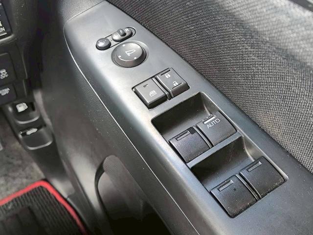 N-BOXカスタム G SSパッケージ 修復歴なし ナビ フルセグ Bluetooth 衝突軽減ブレーキ バックカメラ 両側パワースライドドア アイドリングストップ スマートキー プッシュスタート シートヒーター ETC HIDヘッドライト(35枚目)