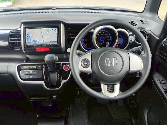 N-BOXカスタム G・Lパッケージ 修復歴なし 純正ナビ フルセグ Bluetooth 両側スライド片側パワースライドドア スマートキー プッシュスタート ETC HIDヘッドライト オートエアコン スペアキー 整備保証付(16枚目)