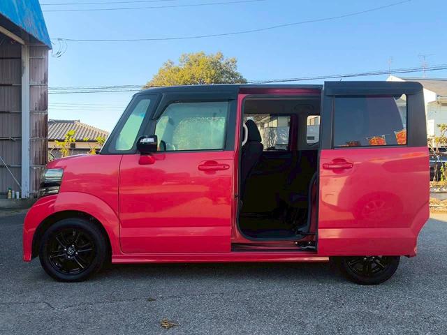 Ｎ－ＢＯＸカスタム Ｇ　ＳＳパッケージ　修復歴なし　純正ディスプレイオーディオ　Ｂｌｕｅｔｏｏｔｈ　衝突軽減ブレーキ　バックカメラ　両側パワースライドドア　スマートキー　プッシュスタート　シートヒーター　ＨＩＤヘッドライト　オートエアコン（9枚目）