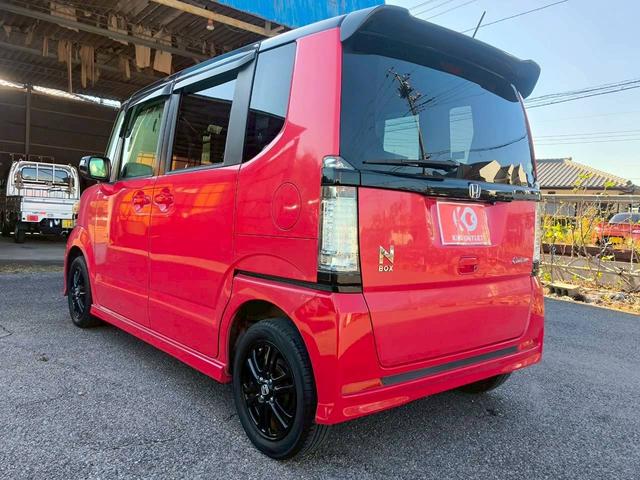 Ｎ－ＢＯＸカスタム Ｇ　ＳＳパッケージ　修復歴なし　純正ディスプレイオーディオ　Ｂｌｕｅｔｏｏｔｈ　衝突軽減ブレーキ　バックカメラ　両側パワースライドドア　スマートキー　プッシュスタート　シートヒーター　ＨＩＤヘッドライト　オートエアコン（11枚目）