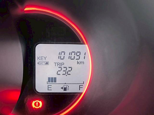 Ｎ－ＢＯＸカスタム Ｇ　ＳＳパッケージ　修復歴なし　純正ディスプレイオーディオ　Ｂｌｕｅｔｏｏｔｈ　衝突軽減ブレーキ　バックカメラ　両側パワースライドドア　スマートキー　プッシュスタート　シートヒーター　ＨＩＤヘッドライト　オートエアコン（27枚目）