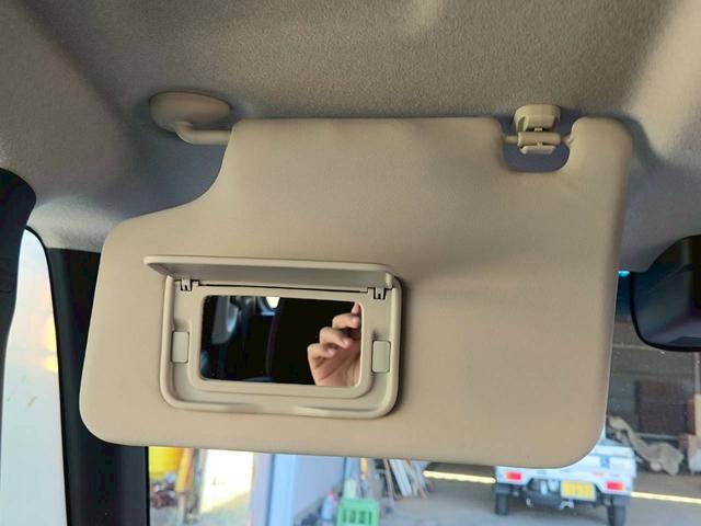 Ｎ－ＢＯＸカスタム Ｇ　ＳＳパッケージ　修復歴なし　純正ディスプレイオーディオ　Ｂｌｕｅｔｏｏｔｈ　衝突軽減ブレーキ　バックカメラ　両側パワースライドドア　スマートキー　プッシュスタート　シートヒーター　ＨＩＤヘッドライト　オートエアコン（57枚目）