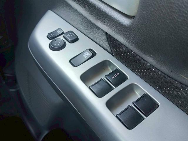 スペーシア Ｇリミテッド　修復歴なし　衝突軽減ブレーキ　レーンアシスト　両側スライド片側パワースライドドア　スマートキー　プッシュスタート　ＥＴＣ　オートエアコン　シートヒーター　電動格納ミラー　整備保証付（31枚目）