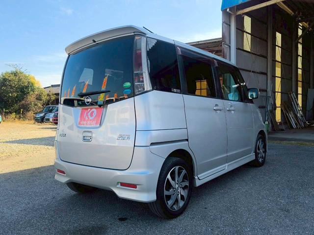 ルークス ハイウェイスター　修復歴なし　純正ナビ　バックカメラ　両側スライド片側パワースライドドア　スマートキー　プッシュスタート　ＨＩＤヘッドライト　オートエアコン　ドアバイザー　プライバシーガラス　ベンチシート　整備保証付（10枚目）