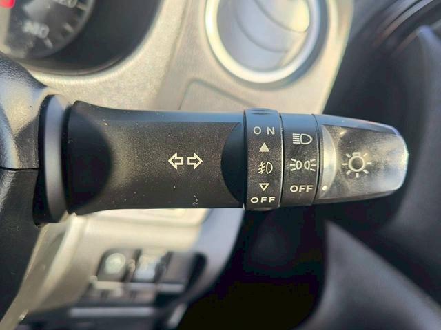 ��t���s���s�̒��ÎԔ̔��X�u�J�C���h�A�E�g���b�g�s���@�y���~�j�o���R�X�D�W���X�v���n��ő勉�̓W����ɏ펞�P�O�O��ȏ�̌y�����ԁA�~�j�o����W�������T�Ηj����x���c�Ǝ��ԂP�O�F�O�O�`�P�X�F�O�O��