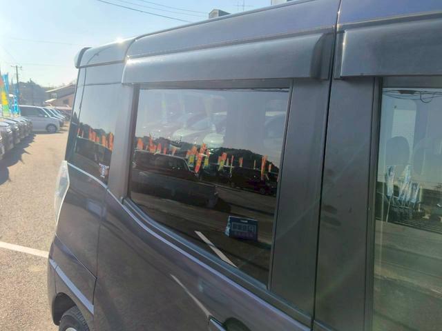 ��t���s���s�̒��ÎԔ̔��X�u�J�C���h�A�E�g���b�g�s���@�y���~�j�o���R�X�D�W���X�v���n��ő勉�̓W����ɏ펞�P�O�O��ȏ�̌y�����ԁA�~�j�o����W�������T�Ηj����x���c�Ǝ��ԂP�O�F�O�O�`�P�X�F�O�O��