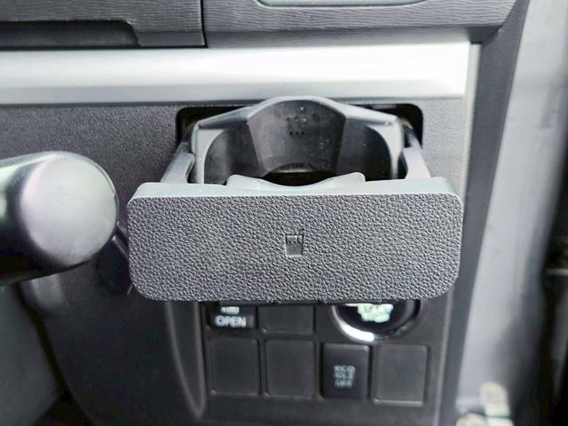 タント カスタムＸ　修復歴なし　ナビ　フルセグ　Ｂｌｕｅｔｏｏｔｈ　両側スライド片側パワースライドドア　スマートキー　プッシュスタート　ＬＥＤヘッドライト　ＥＴＣ　オートエアコン　バイザー　プライバシーガラス　整備保証付（58枚目）