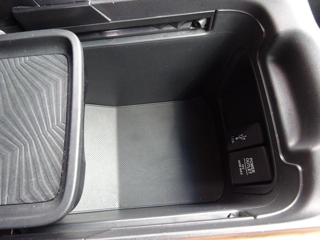 EX・マスターピース ギャザズナビ フルセグTV バックカメラ ミュージックラック ブルトゥース 衝突軽減ブレーキ ETC車載器 シートヒーター クルーズコントロール LEDヘッドライト アルミホイール 横滑り抑制機能(29枚目)