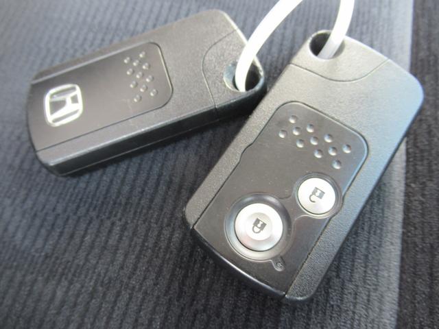 20G ETC車載器 セキュリティーアラーム DVD再生可能 アルミ キーフリー 助手席エアバッグ ワンセグ オートクルーズ CD ナビTV ABS HDDナビ オートエアコン エアバッグ パワーウインドウ(24枚目)