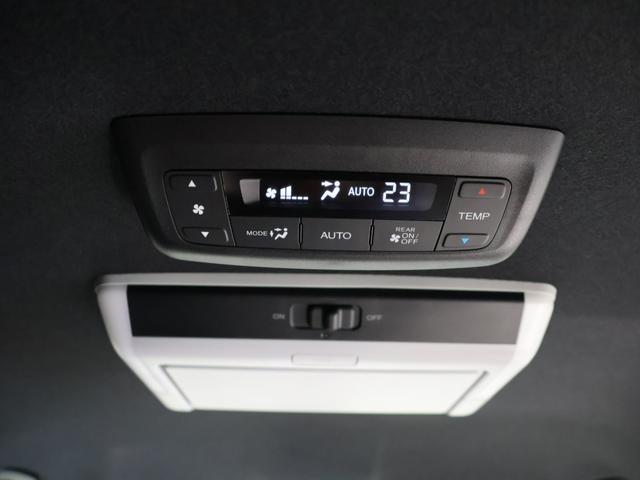 ステップワゴン ｅ：ＨＥＶスパーダ　運転支援機能（ホンダセンシング）衝突軽減ブレーキ全方位カメラ９インチナビリア席モニター両側電動スライドドア電動テールゲートＬＥＤヘッドライト　アクティブクルーズコントロール　サイドエアバッグ　ＡＢＳ（61枚目）