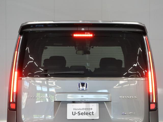 ステップワゴン ｅ：ＨＥＶスパーダ　運転支援機能（ホンダセンシング）衝突軽減ブレーキ全方位カメラ９インチナビリア席モニター両側電動スライドドア電動テールゲートＬＥＤヘッドライト　アクティブクルーズコントロール　サイドエアバッグ　ＡＢＳ（68枚目）