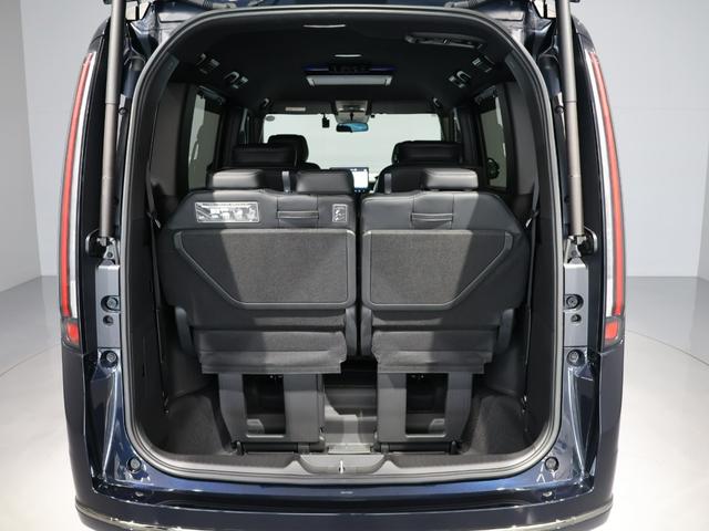 ステップワゴン ｅ：ＨＥＶスパーダ　当社元試乗車　禁煙車　運転支援機能（ホンダセンシング）　衝突軽減ブレーキ　ＬＥＤヘッドライト　両側電動スライドドア　純正ナビ　バックカメラ　Ｂｌｕｅｔｏｏｔｈ接続　リア席モニター　１オーナー　ＥＳＣ（64枚目）