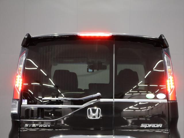 ステップワゴンスパーダ スパーダホンダセンシング　運転支援機能　衝突軽減ブレーキ　両側電動スライドドア　ＬＥＤヘッドライト　ＥＴＣ純正ナビ　全方位カメラ　Ｂｌｕｅｔｏｏｔｈ接続　ミュージックラック　社外ドラレコ　わくわくゲート　盗難防止　ワンオーナ－（74枚目）