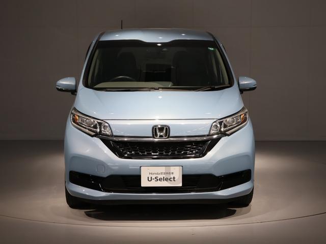 フリード Ｇ・ホンダセンシング　禁煙車　運転支援機能　衝突軽減ブレーキ　両側電動スライドドア　ＬＥＤヘッドライト純正９インチナビ　バックカメラ　Ｂｌｕｅｔｏｏｔｈ接続　リア席モニター　前後ドライブレコーダ　ＥＴＣ　Ｆセグ　ｉストップ（9枚目）