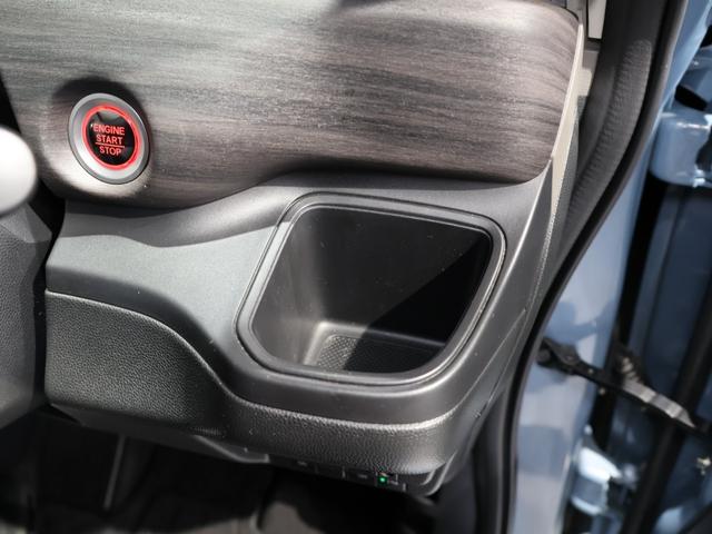 フリード Ｇ・ホンダセンシング　禁煙車　運転支援機能　衝突軽減ブレーキ　両側電動スライドドア　ＬＥＤヘッドライト純正９インチナビ　バックカメラ　Ｂｌｕｅｔｏｏｔｈ接続　リア席モニター　前後ドライブレコーダ　ＥＴＣ　Ｆセグ　ｉストップ（35枚目）