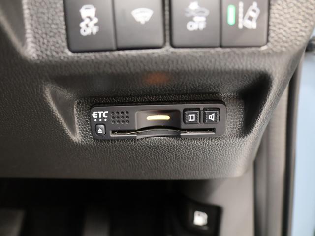 フリード Ｇ・ホンダセンシング　禁煙車　運転支援機能　衝突軽減ブレーキ　両側電動スライドドア　ＬＥＤヘッドライト純正９インチナビ　バックカメラ　Ｂｌｕｅｔｏｏｔｈ接続　リア席モニター　前後ドライブレコーダ　ＥＴＣ　Ｆセグ　ｉストップ（38枚目）