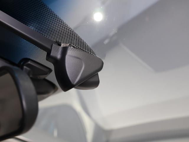 フリード Ｇ・ホンダセンシング　禁煙車　運転支援機能　衝突軽減ブレーキ　両側電動スライドドア　ＬＥＤヘッドライト純正９インチナビ　バックカメラ　Ｂｌｕｅｔｏｏｔｈ接続　リア席モニター　前後ドライブレコーダ　ＥＴＣ　Ｆセグ　ｉストップ（41枚目）