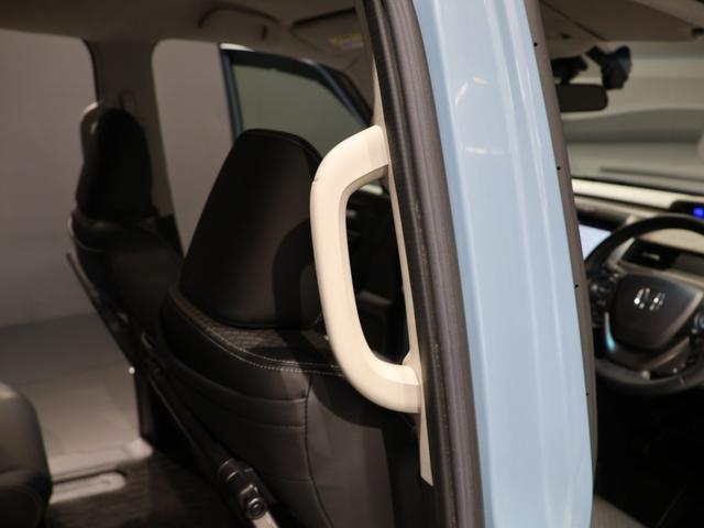 フリード Ｇ・ホンダセンシング　禁煙車　運転支援機能　衝突軽減ブレーキ　両側電動スライドドア　ＬＥＤヘッドライト純正９インチナビ　バックカメラ　Ｂｌｕｅｔｏｏｔｈ接続　リア席モニター　前後ドライブレコーダ　ＥＴＣ　Ｆセグ　ｉストップ（56枚目）