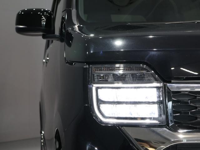 Ｎ－ＷＧＮカスタム Ｌ・ターボ　元社用車　運転支援機能　衝突軽減ブレーキ　禁煙車　ＬＥＤヘッドライト　ドラレコ　　純正８インチナビ　バックカメラ　Ｂｌｕｅｔｏｏｔｈ接続　障害物センサー　シートヒーター　衝突被害軽減装置　ＬＥＤランプ（12枚目）