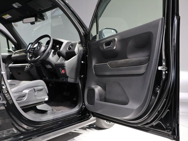 Ｎ－ＷＧＮカスタム Ｌ・ターボ　元社用車　運転支援機能　衝突軽減ブレーキ　禁煙車　ＬＥＤヘッドライト　ドラレコ　　純正８インチナビ　バックカメラ　Ｂｌｕｅｔｏｏｔｈ接続　障害物センサー　シートヒーター　衝突被害軽減装置　ＬＥＤランプ（19枚目）