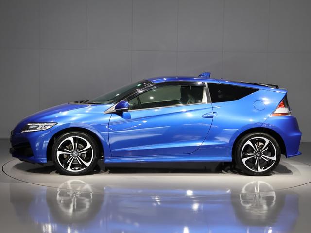 ＣＲ－Ｚ αファイナルレーベル　禁煙車　クルーズコントロール　スマートキー　ＬＥＤヘッドライト　　フォグライト　純正ナビ　バックカメラ　Ｂｌｕｅｔｏｏｔｈ接続　ミュージックラック　ＶＳＡ　６スピーカー　イモビライザー　エアコン（6枚目）