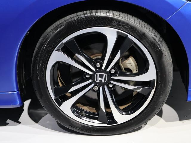 ＣＲ－Ｚ αファイナルレーベル　禁煙車　クルーズコントロール　スマートキー　ＬＥＤヘッドライト　　フォグライト　純正ナビ　バックカメラ　Ｂｌｕｅｔｏｏｔｈ接続　ミュージックラック　ＶＳＡ　６スピーカー　イモビライザー　エアコン（16枚目）