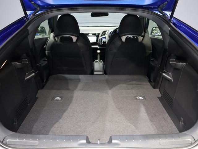 ＣＲ－Ｚ αファイナルレーベル　禁煙車　クルーズコントロール　スマートキー　ＬＥＤヘッドライト　　フォグライト　純正ナビ　バックカメラ　Ｂｌｕｅｔｏｏｔｈ接続　ミュージックラック　ＶＳＡ　６スピーカー　イモビライザー　エアコン（64枚目）