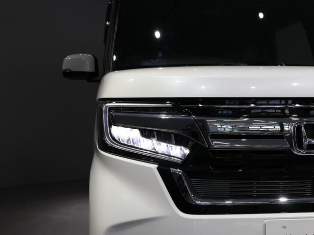 Ｎ－ＢＯＸカスタム Ｌターボ　運転支援機能　衝突軽減ブレーキ　禁煙車　両側電動スライドドア　ＬＥＤヘッドライト　純正ナビ　バックカメラ　Ｂｌｕｅｔｏｏｔｈ接続　ミュージックラック　シートヒーター　ＥＴＣ　地デジチューナー　ＰＳ（13枚目）