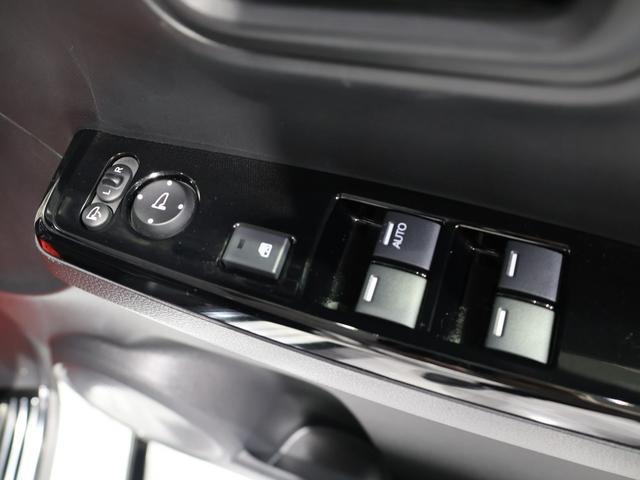 N-ONE RS 6速MT車 無限ダンパー RS専用エクステリア 2トーン 衝突軽減ブレーキ 禁煙車 運転席/助手席シートヒーター 障害物センサー 純正8インチナビ バックカメラ Bluetooth接続(23枚目)