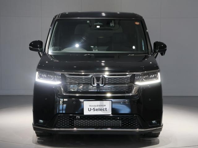 ステップワゴン スパーダ　運転支援機能　衝突軽減ブレーキ　両側電動スライドドア　ＬＥＤヘッドライト　ＥＴＣ　　　純正１１．４インチナビ　バックカメラ　Ｂｌｕｅｔｏｏｔｈ接続　パワーテールゲート　２列目オットマン　パワーゲート（9枚目）