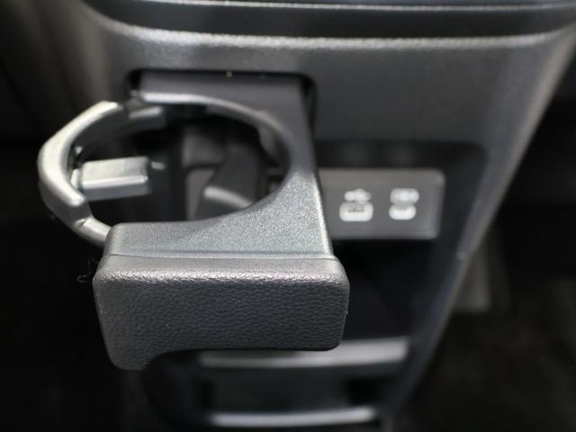 ステップワゴン スパーダ　運転支援機能　衝突軽減ブレーキ　両側電動スライドドア　ＬＥＤヘッドライト　ＥＴＣ　　　純正１１．４インチナビ　バックカメラ　Ｂｌｕｅｔｏｏｔｈ接続　パワーテールゲート　２列目オットマン　パワーゲート（46枚目）