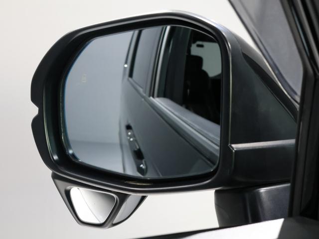 ステップワゴン スパーダ　運転支援機能　衝突軽減ブレーキ　両側電動スライドドア　ＬＥＤヘッドライト　ＥＴＣ　　　純正１１．４インチナビ　バックカメラ　Ｂｌｕｅｔｏｏｔｈ接続　パワーテールゲート　２列目オットマン　パワーゲート（51枚目）