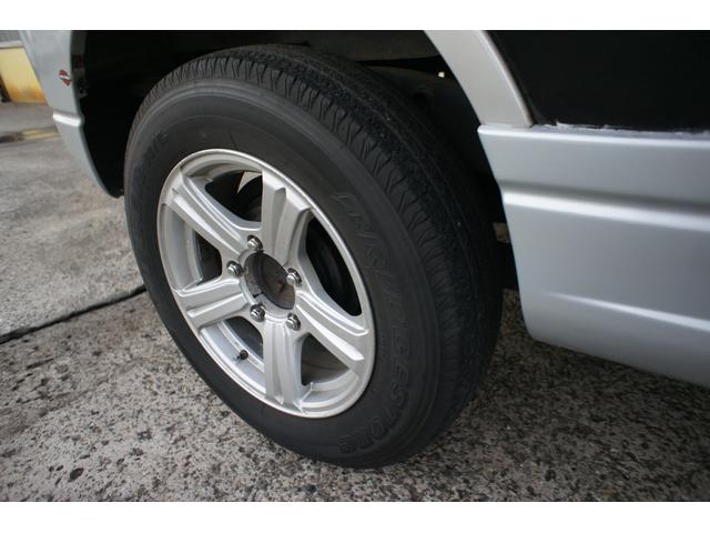 ジムニー 　ワイルドウインド　４ＷＤ　ターボ　フォグランプ　シートヒーター　ミラーヒーター　スペアタイヤカバースズキ純正ハードタイプ　キーレスエントリー　純正アルミホイール１６インチ（32枚目）