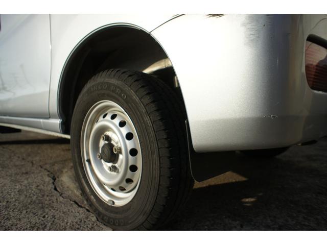 ハイゼットカーゴ ＤＸ　運転席助手席パワーウインド　禁煙車両　ＥＴＣ車載器　前後純正マット　ウインドバイザー（15枚目）